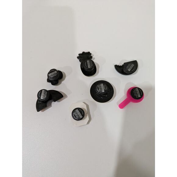 Crocs Jiblitz Charm Rainbow Cactus S Pinaple Smile Watermelon Candy Lot of 7‎ - Picture 3 of 4